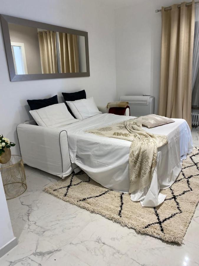Appartamento Via Del Corso Рим Екстер'єр фото