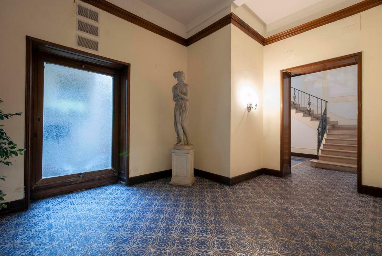Appartamento Via Del Corso Рим Екстер'єр фото